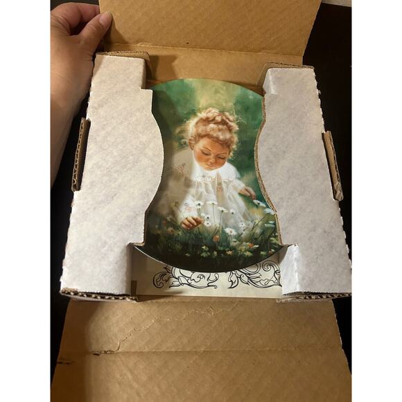 Donald Zolan "Spring Innocence" Wonder of Childhood Collection Plate - Picture 1 of 3